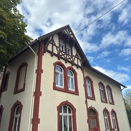 Nahe Sababurg Schloss * Trendelburg